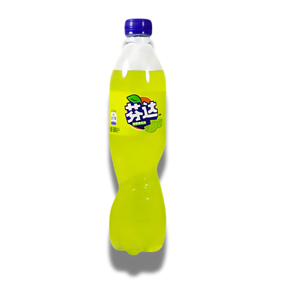 Asia_Fanta Lime Klassische Limettenlimonade im asiatischen Stil. Erhältlich in einer 500ml PET-Flasche.