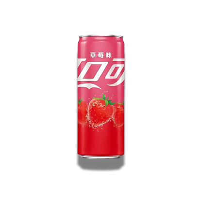 Eine 330ml Dose der Coca Cola Strawberry China, beide in Rot- und Weißtönen gestaltet, mit einem Erdbeer-Design, das den fruchtigen Geschmack hervorhebt.