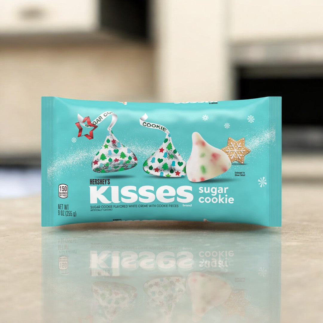 Hershey's Kisses Sugar Cookie 43g, weiße Schokolade mit bunten Streuseln, inspiriert von Zuckerkeksen.