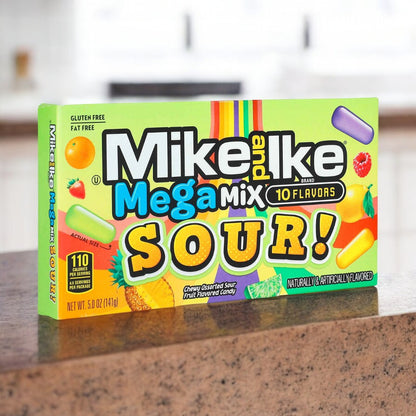 Mike and Ike Mega Mix SOUR 141g, kaubare Bonbons mit intensiven, sauren Fruchtgeschmacksrichtungen.