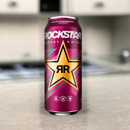 Rockstar Energy Drink in verschiedenen Geschmacksrichtungen, 500ml Flaschen für einen extra Energieschub und erfrischenden Genuss.