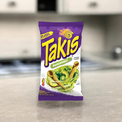 Takis Guacamole 92,3g Packung, knusprige Chips mit Guacamole-Geschmack für ein erfrischendes Snack-Erlebnis.