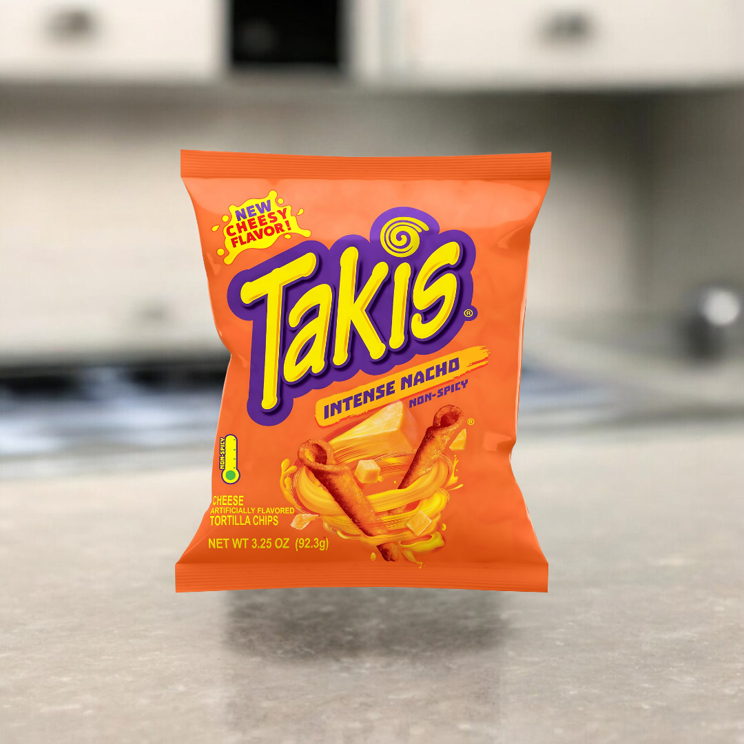 Takis Intense Nacho 92,3g Packung, knusprige Chips mit intensiven Nacho-Käse-Geschmack für ein aufregendes Snack-Erlebnis.